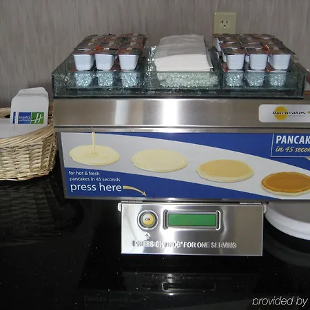 Holiday Inn Express Hotel&Suites Bastrop 